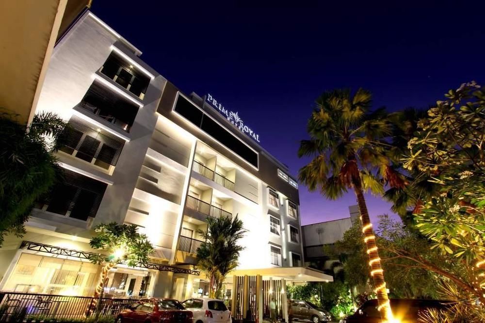 Prime Royal Hotel Surabaya Exterior foto